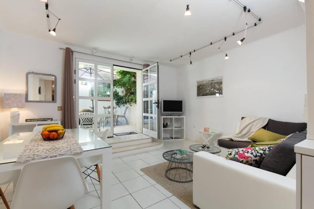 Joy4You Apt Near Beach And Center Split Exterior photo